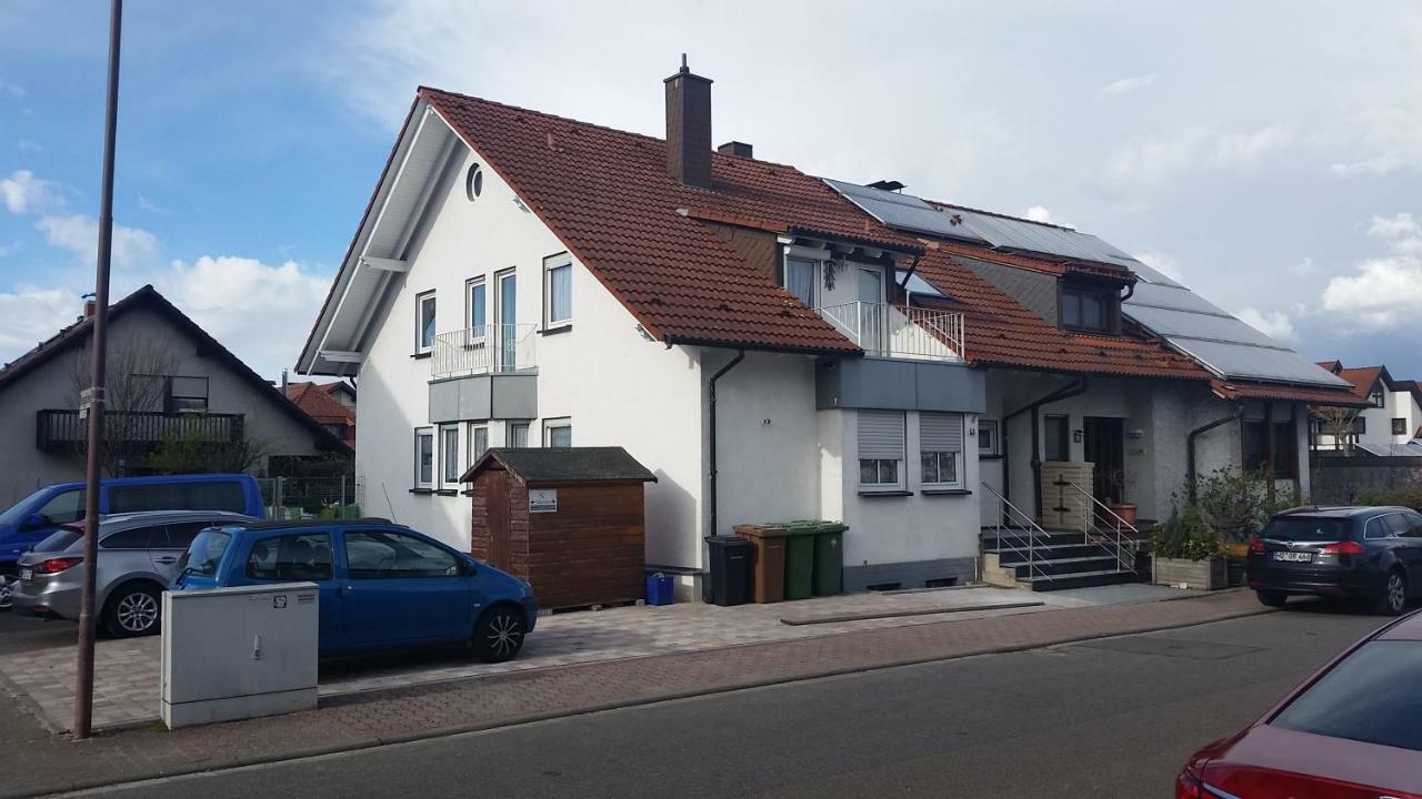 Ferienwohnung Sandra Hockenheim Buitenkant foto